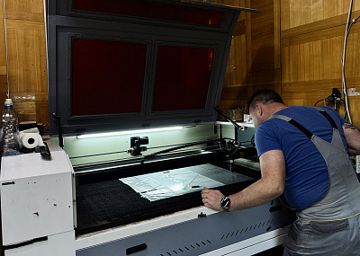 Ласерско сечење и гравирање