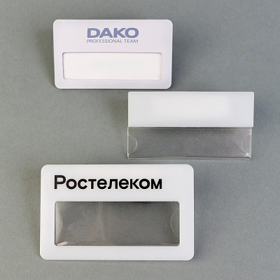 Акрилне значке са прозором